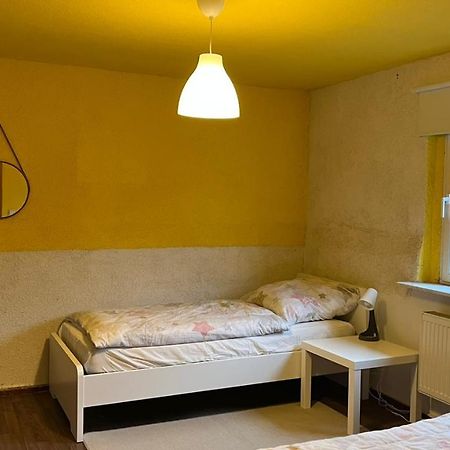 Monteure, Ganzes Haus, Schwarzheide, Haus 1 Apartman Kültér fotó