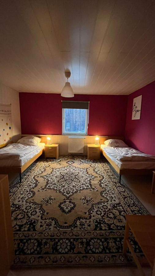 Monteure, Ganzes Haus, Schwarzheide, Haus 1 Apartman Kültér fotó