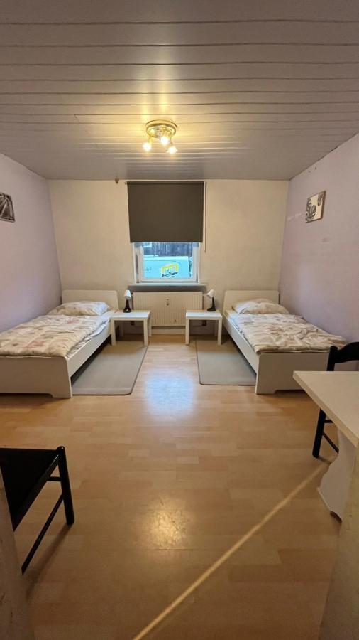 Monteure, Ganzes Haus, Schwarzheide, Haus 1 Apartman Kültér fotó