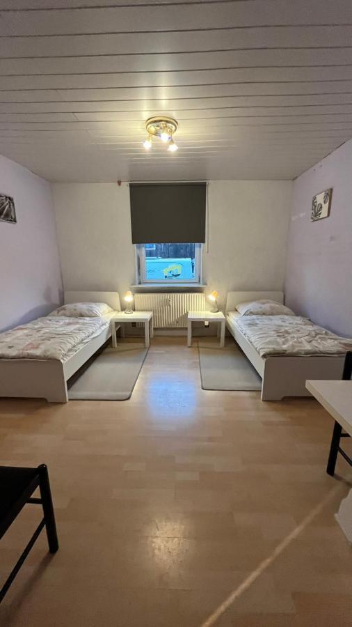 Monteure, Ganzes Haus, Schwarzheide, Haus 1 Apartman Kültér fotó