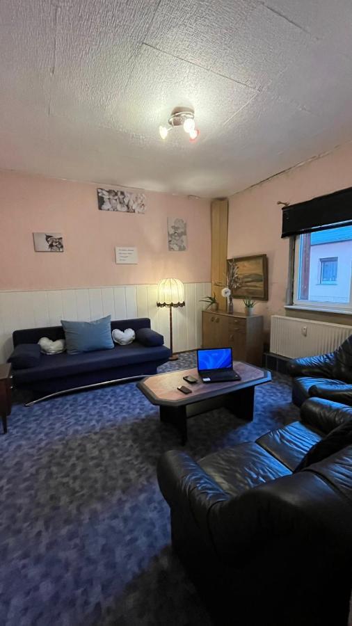 Monteure, Ganzes Haus, Schwarzheide, Haus 1 Apartman Kültér fotó