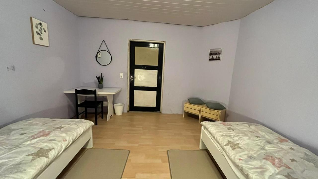 Monteure, Ganzes Haus, Schwarzheide, Haus 1 Apartman Kültér fotó