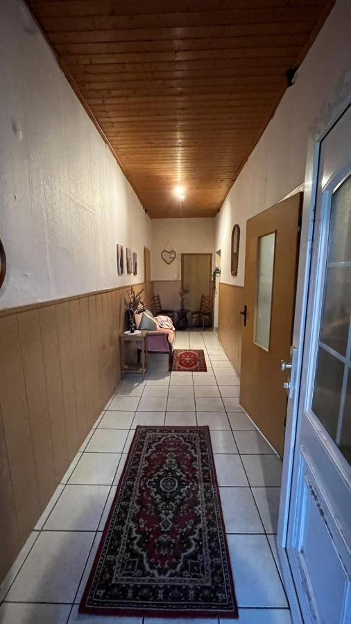 Monteure, Ganzes Haus, Schwarzheide, Haus 1 Apartman Kültér fotó