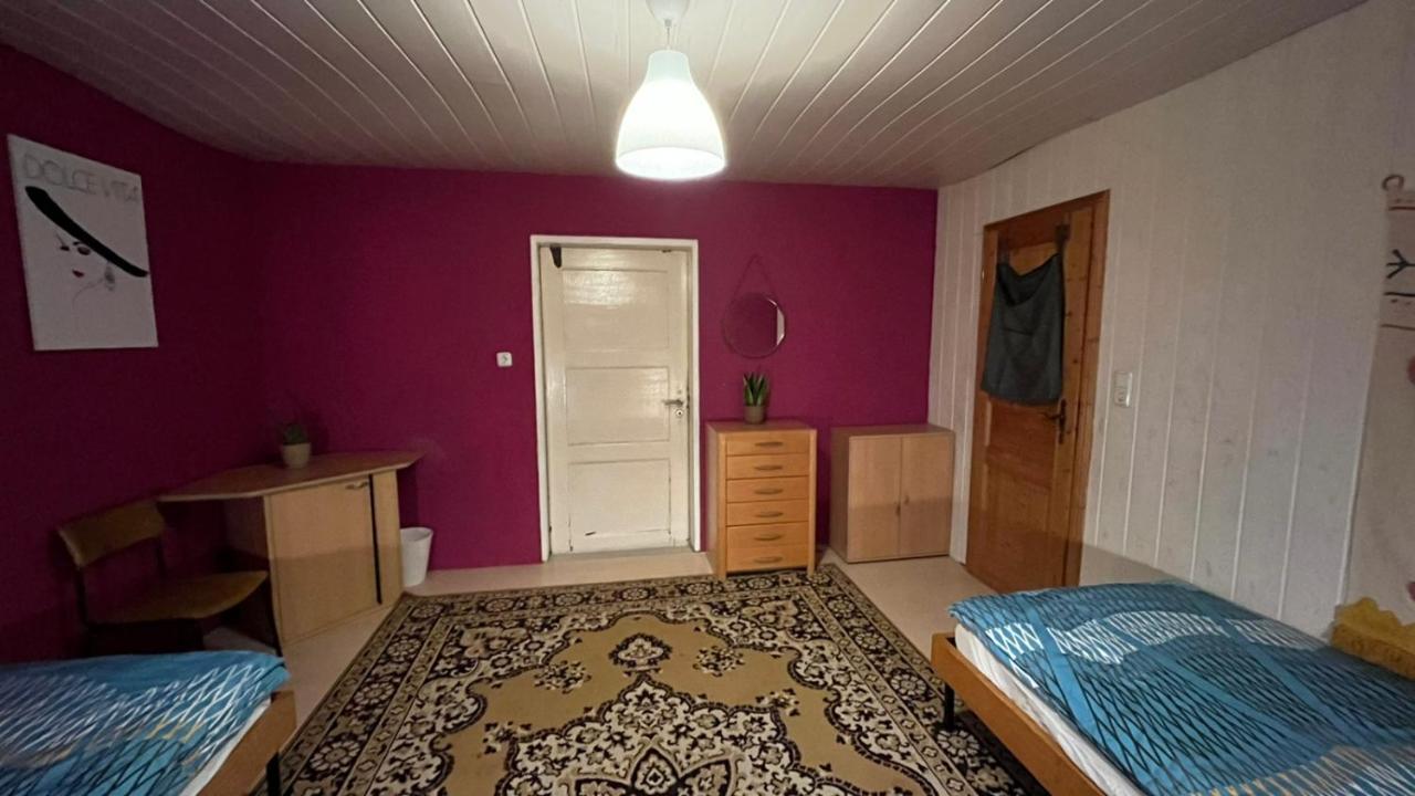 Monteure, Ganzes Haus, Schwarzheide, Haus 1 Apartman Kültér fotó