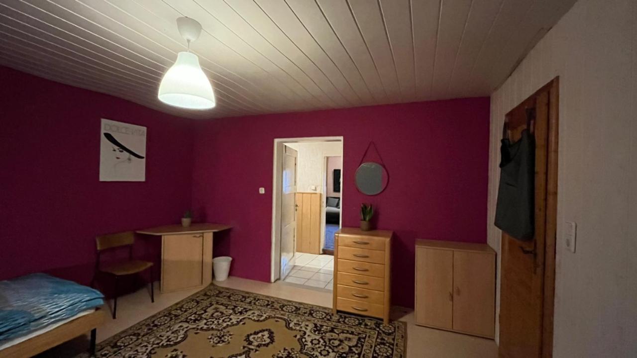 Monteure, Ganzes Haus, Schwarzheide, Haus 1 Apartman Kültér fotó